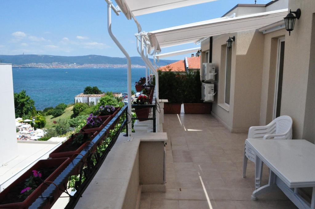 St. George Apartments Misivri Dış mekan fotoğraf