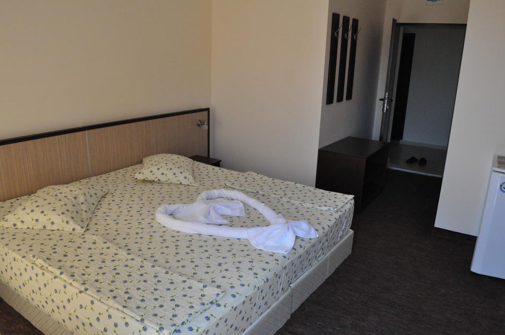 St. George Apartments Misivri Oda fotoğraf
