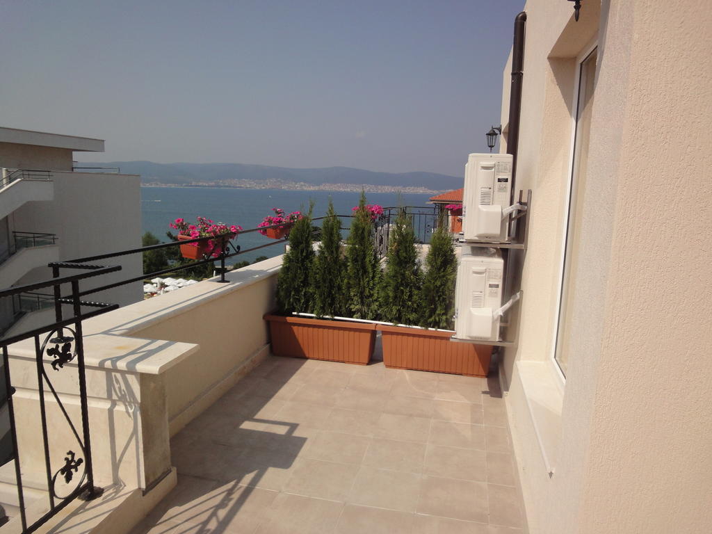 St. George Apartments Misivri Oda fotoğraf